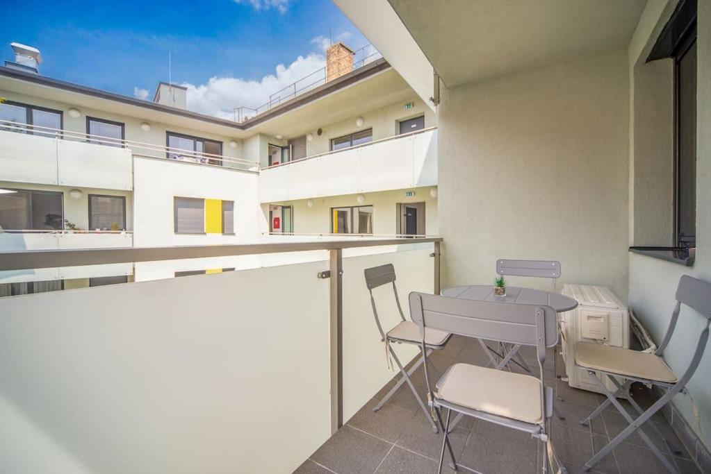 בודפשט Grace Pine Apartment 1 מראה חיצוני תמונה